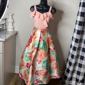 Gorgeous Girl Glamour Pocket Dress